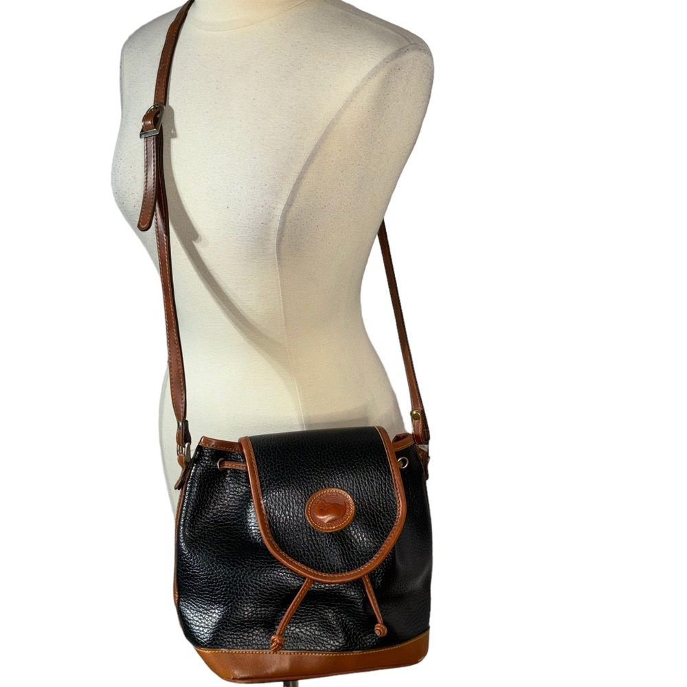 Vintage Dooney & Bourke Black and Brown Crossbody Bag